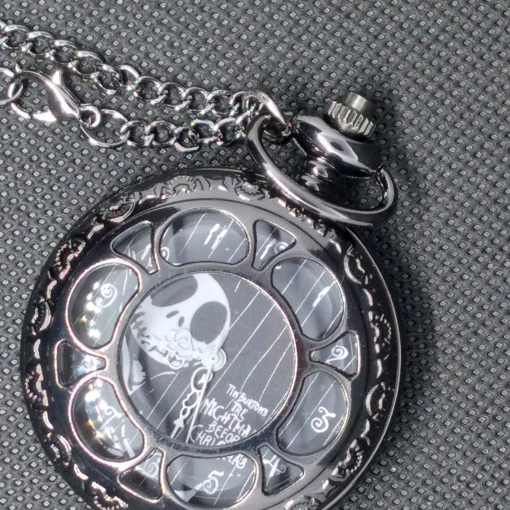 Sold!!! Pocket watch nightmare before Christmas